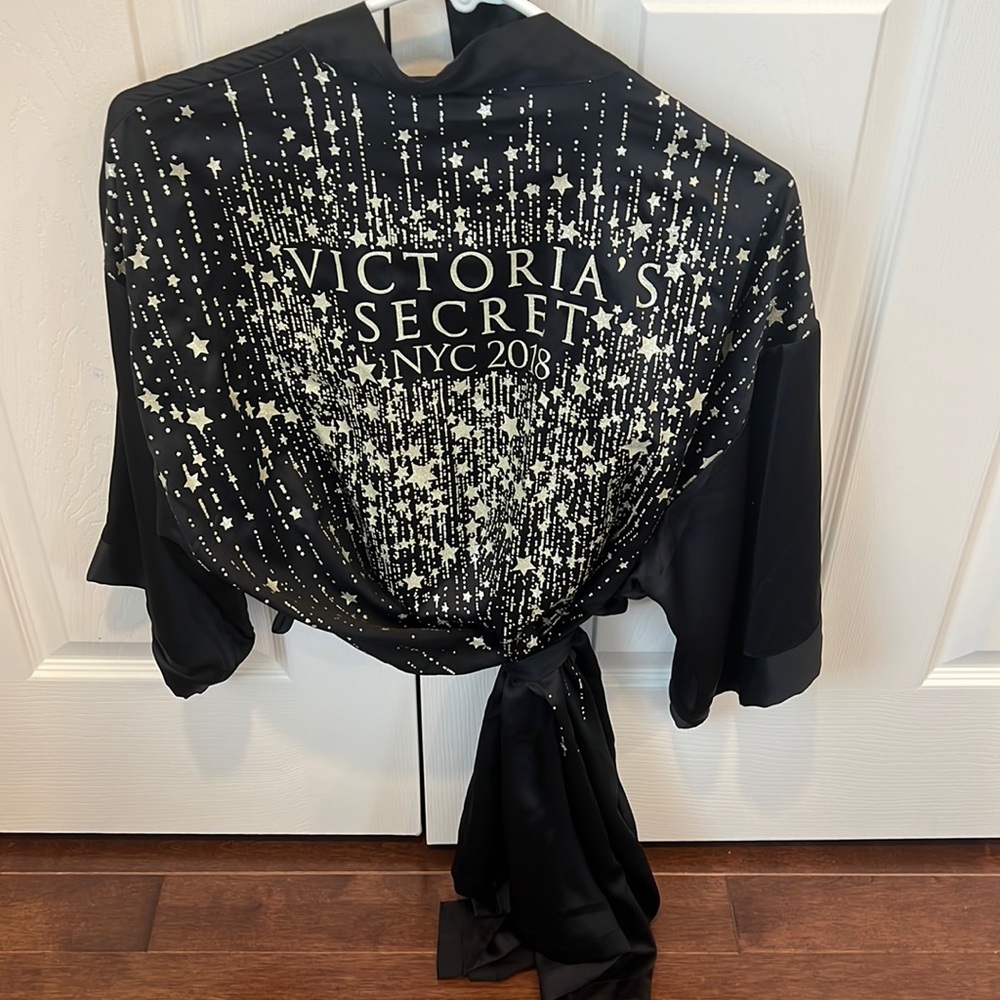 2018 VSFS ROBE